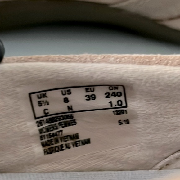 Clarks Haley Jay Ultimate Comfort Collection Shoes in Praline Suede - NWOT - Picture 10 of 10